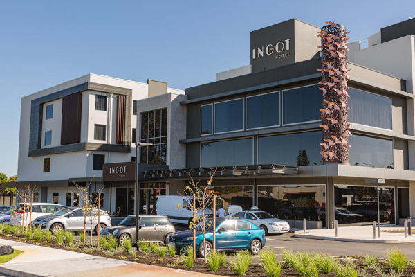 the ingot hotel sculpture